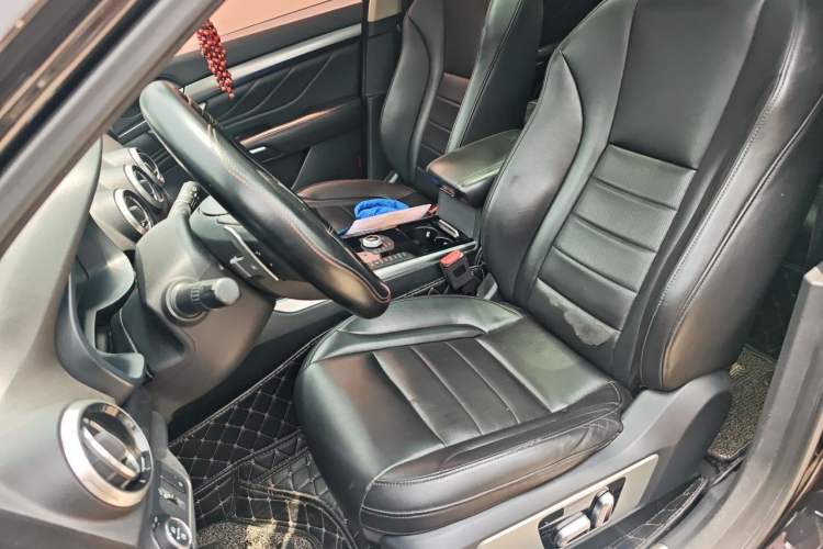 Used Wey VV7 2017 2.0T Ultra-Luxury Version Left Front Seat