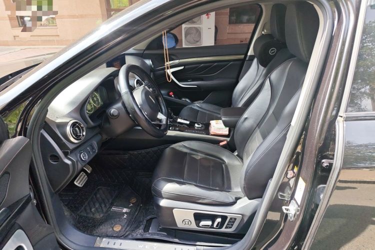Used Wey VV7 2017 2.0T Flagship Model Left Front Seat