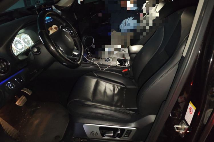 Used Wey VV7 2017 2.0T Flagship Model Left Front Seat