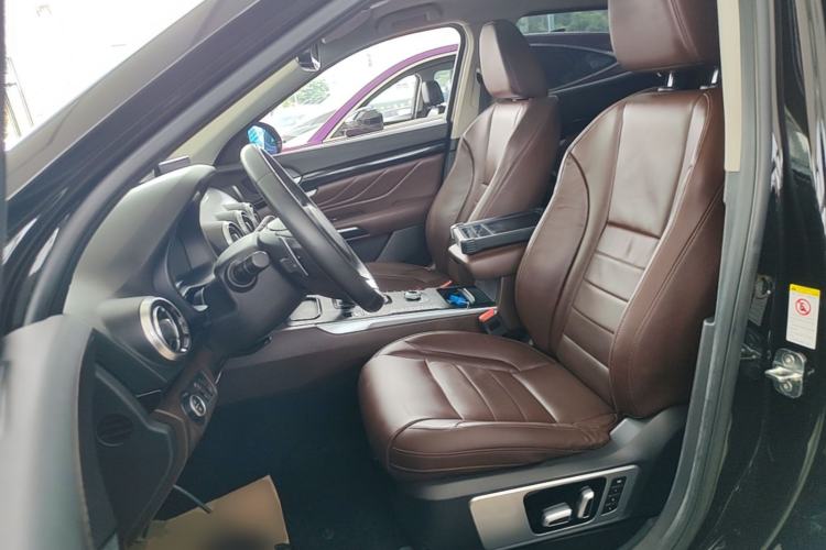 Used Wey VV7 2017 2.0T Flagship Model Left Front Seat