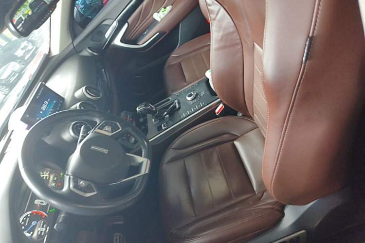Used Wey VV7 2017 VV7c 2.0T Flagship Model Left Front Seat