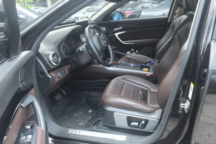 Used Wey VV7 2017 2.0T Ultra-Luxury Version Left Front Seat