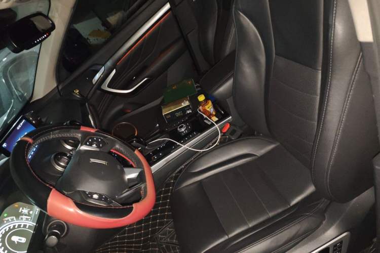 Used Wey VV7 2017 2.0T Flagship Model Left Front Seat