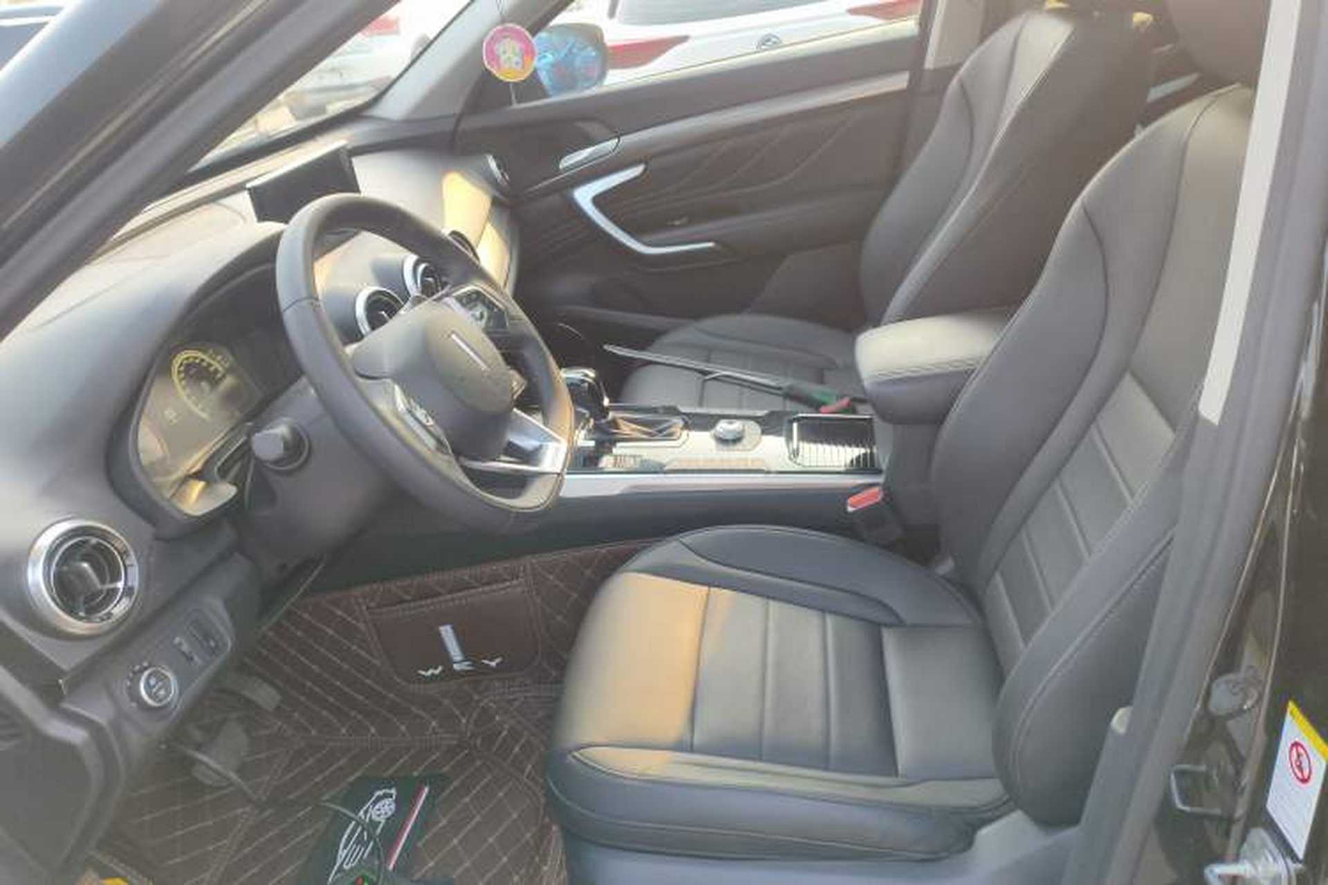 Used Wey VV7 2017 2.0T Ultra-Luxury Version Left Front Seat