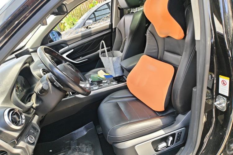 Used Wey VV7 2017 2.0T Flagship Model Left Front Seat