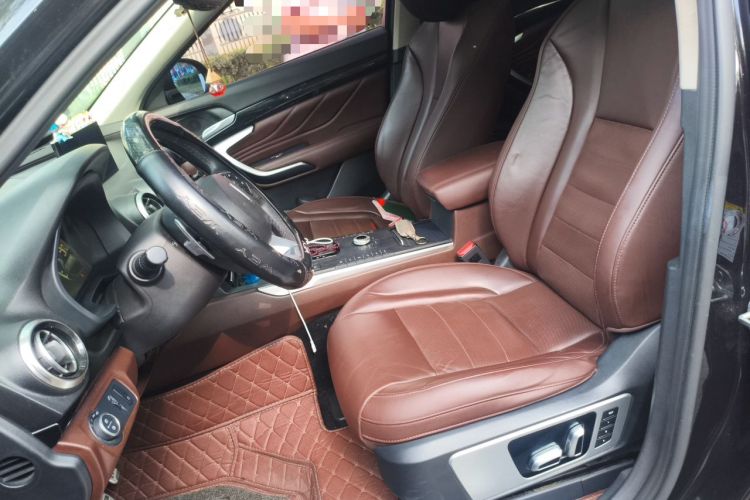 Used Wey VV7 2017 2.0T Flagship Model Left Front Seat