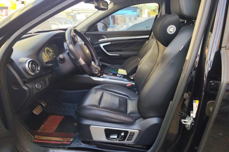 Used Wey VV7 2017 2.0T Luxury Model Left Front Seat
