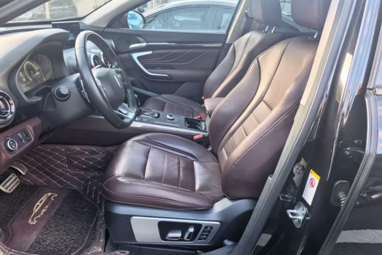 Used Wey VV7 2017 2.0T Flagship Model Left Front Seat