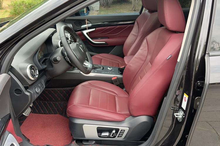 Used Wey VV7 2017 2.0T Flagship Model Left Front Seat
