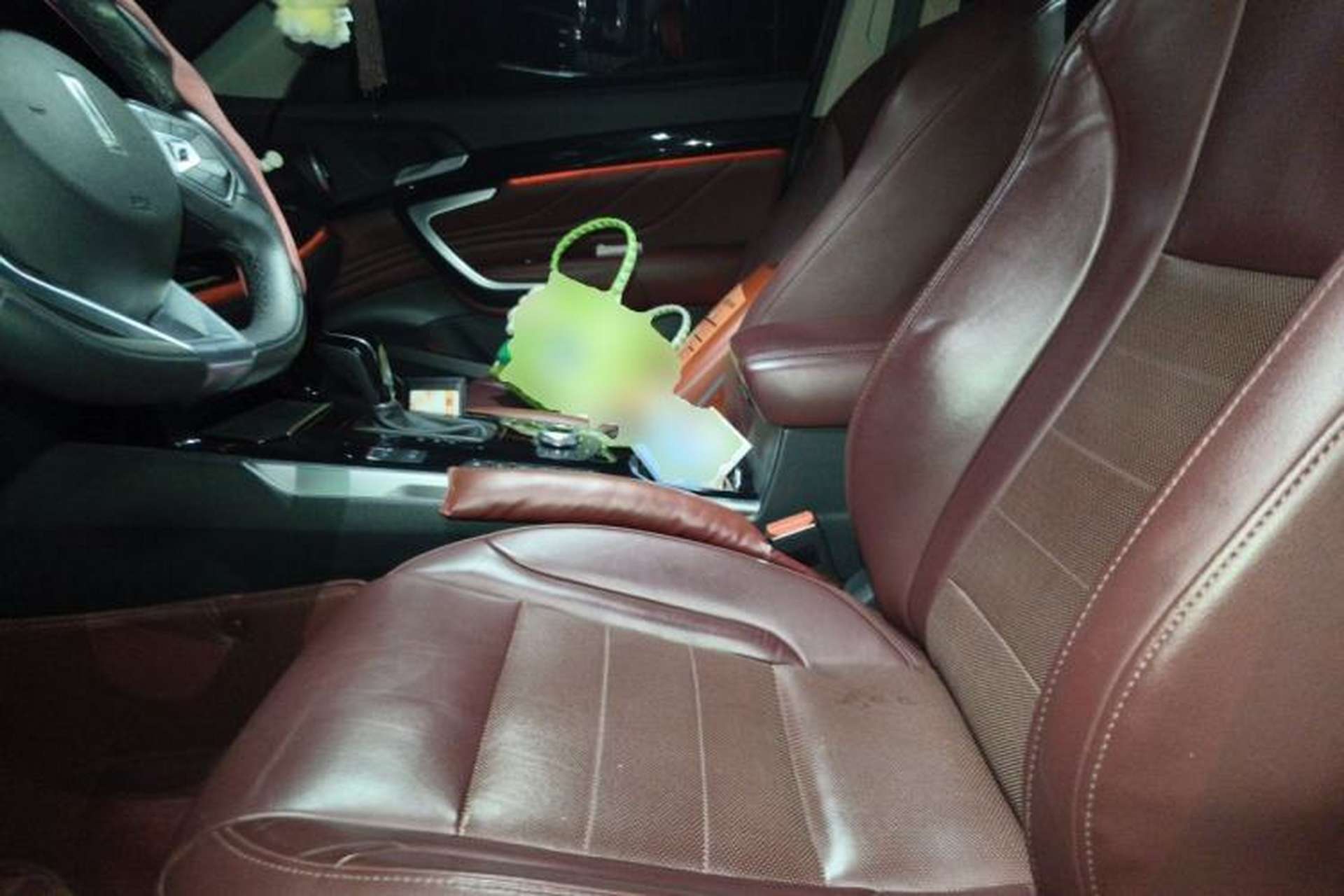 Used Wey VV7 2017 2.0T Flagship Model Left Front Seat