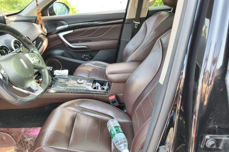 Used Wey VV7 2017 2.0T Flagship Model Left Front Seat