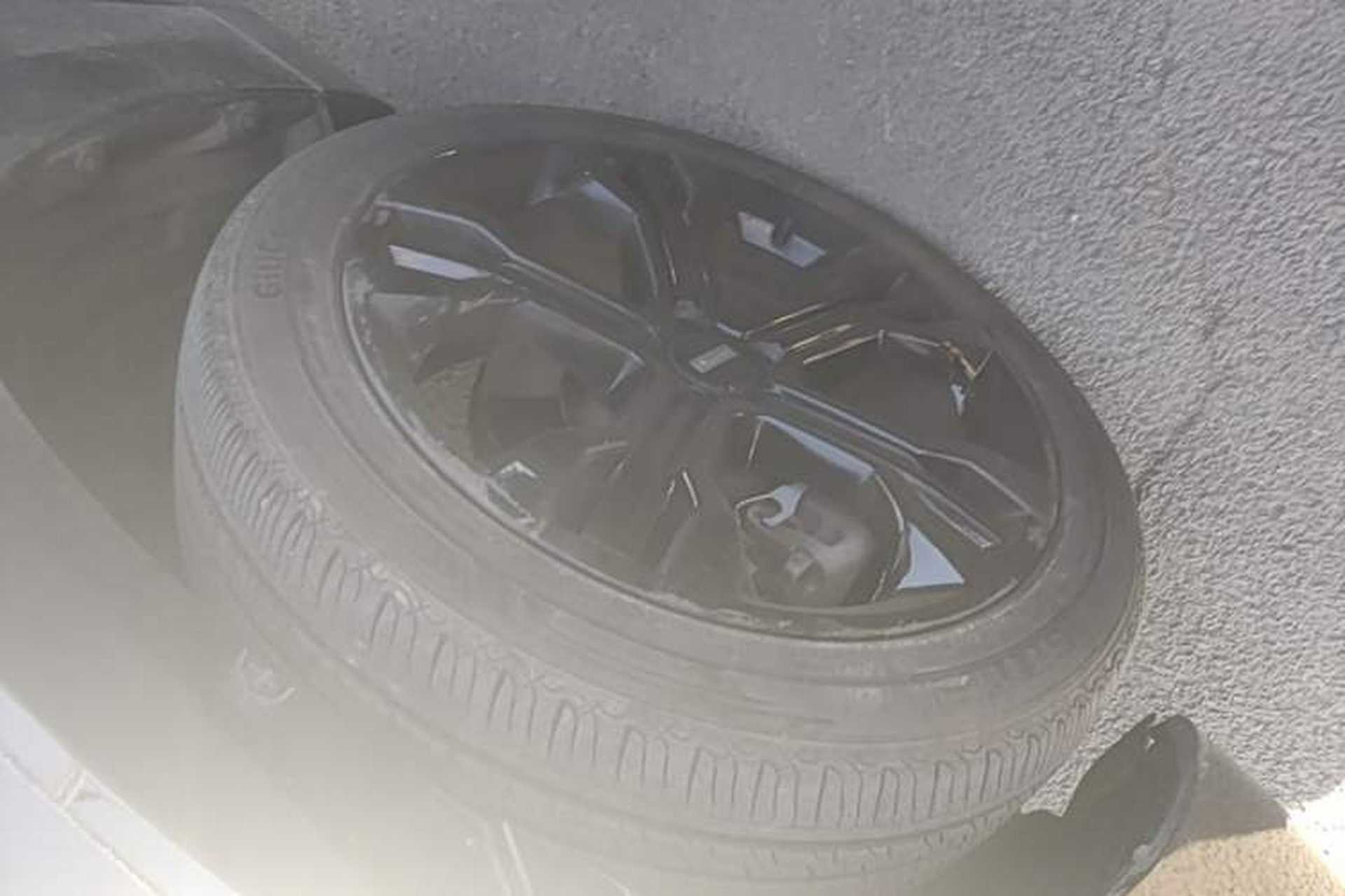 Used Wey VV7 2017 2.0T Flagship Model Left Front Wheel Hub