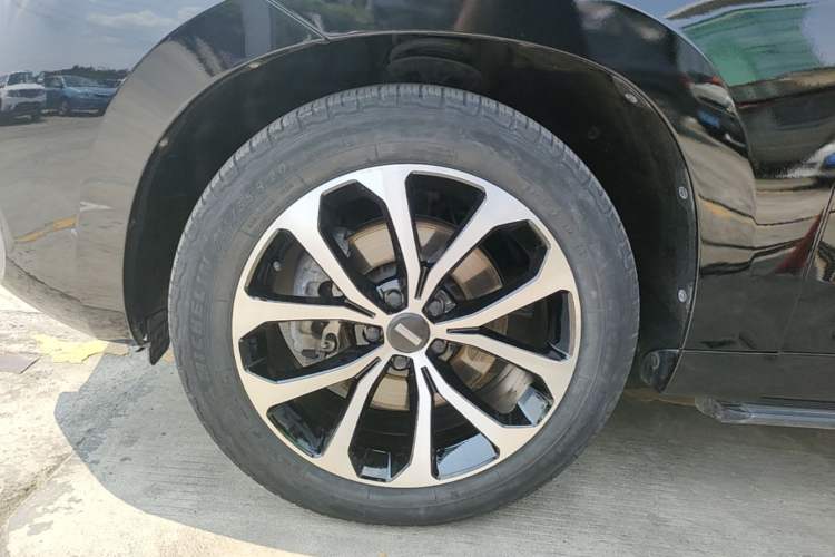 Used Wey VV7 2017 2.0T Ultra-Luxury Version Left Front Wheel Hub