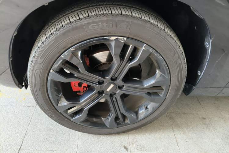 Used Wey VV7 2017 2.0T Flagship Model Left Front Wheel Hub