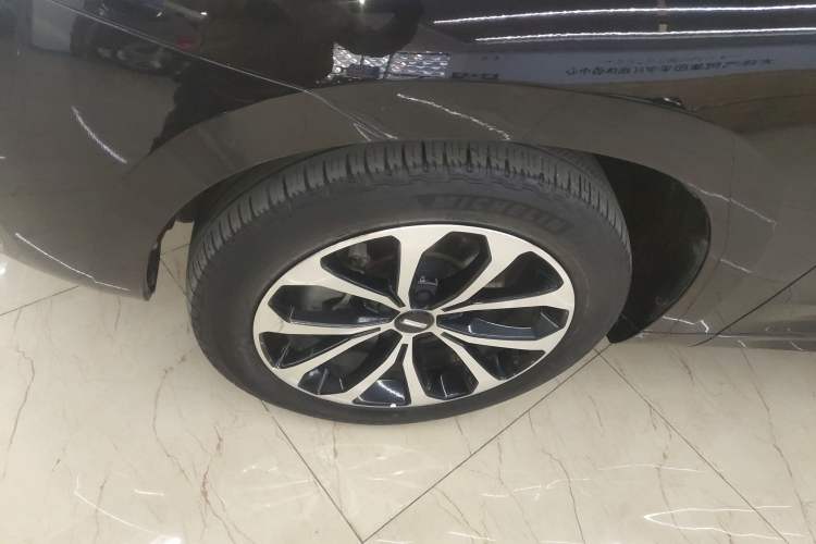 Used Wey VV7 2017 2.0T Ultra-Luxury Version Left Front Wheel Hub