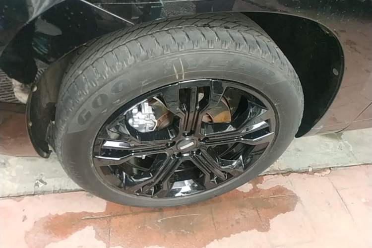 Used Wey VV7 2017 2.0T Flagship Model Left Front Wheel Hub