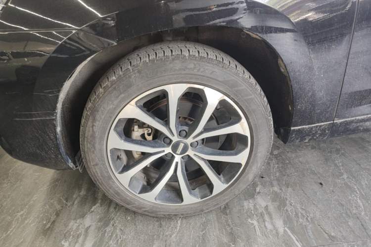 Used Wey VV7 2017 2.0T Ultra-Luxury Version Left Front Wheel Hub