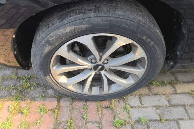Used Wey VV7 2017 2.0T Ultra-Luxury Version Left Front Wheel Hub