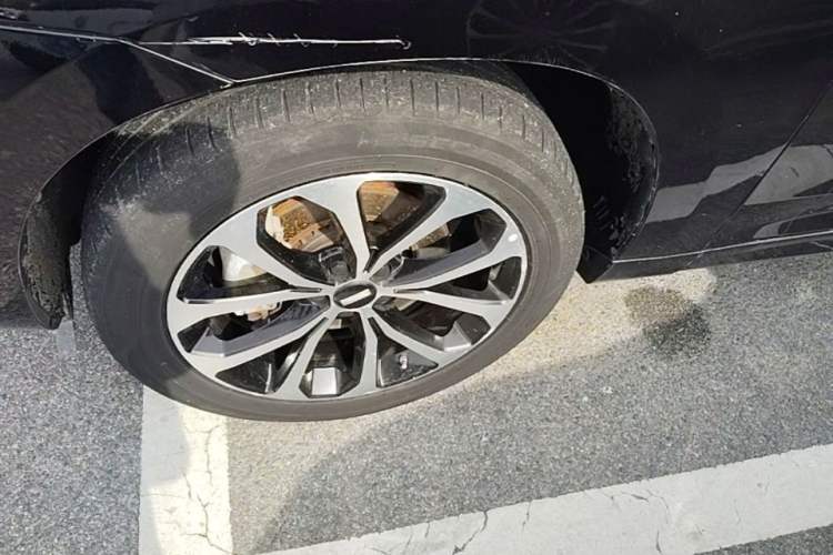 Used Wey VV7 2017 2.0T Ultra-Luxury Version Left Front Wheel Hub