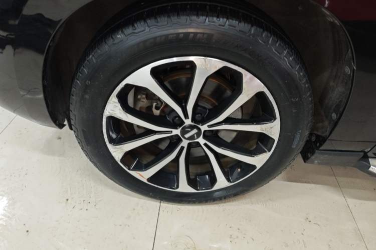 Used Wey VV7 2017 2.0T Luxury Model Left Front Wheel Hub