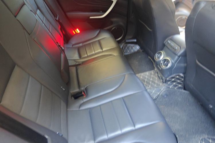 Used Wey VV7 2017 2.0T Ultra-Luxury Version Left Rear Seat