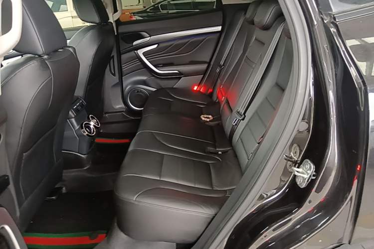 Used Wey VV7 2017 2.0T Flagship Model Left Rear Seat