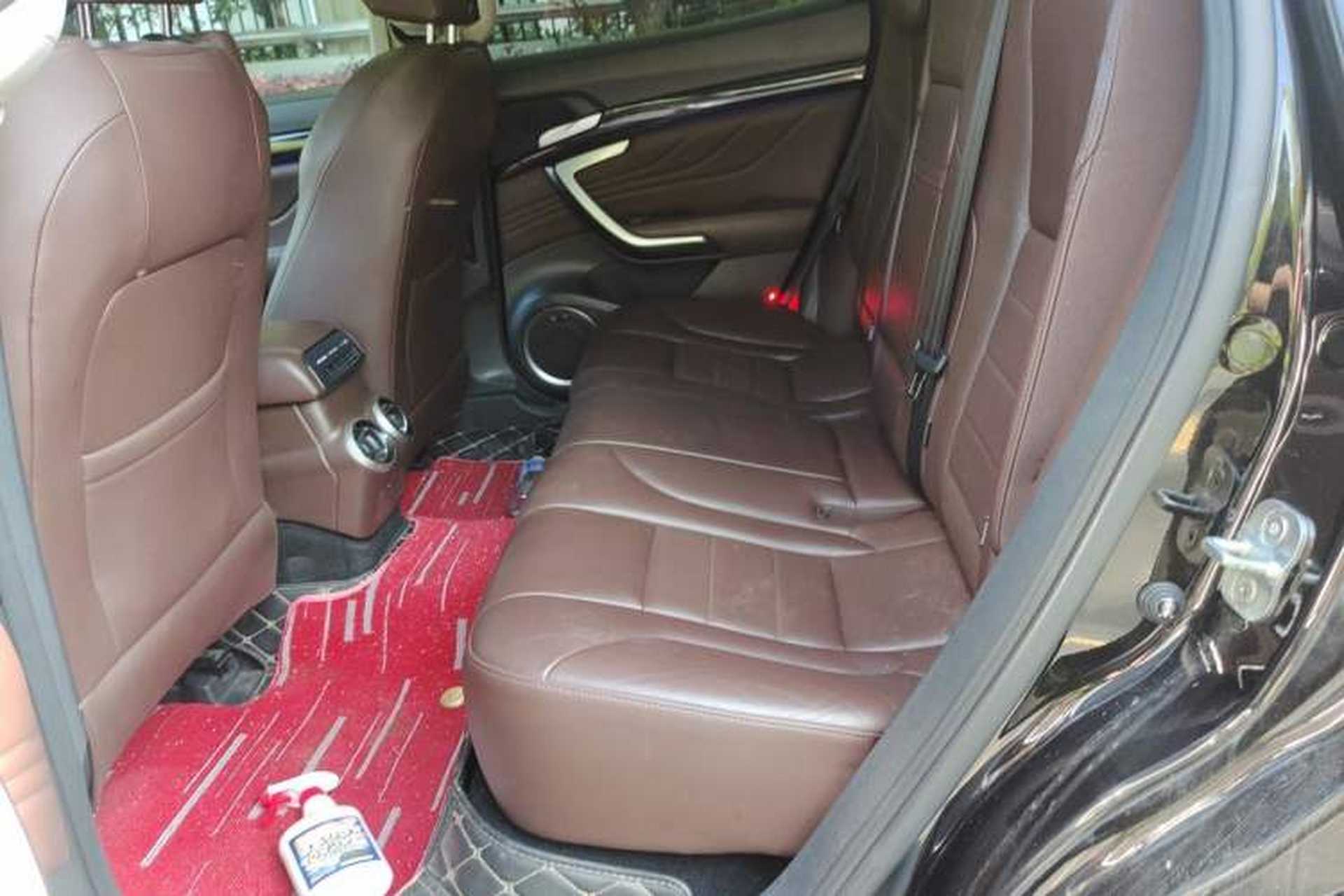 Used Wey VV7 2017 2.0T Flagship Model Left Rear Seat