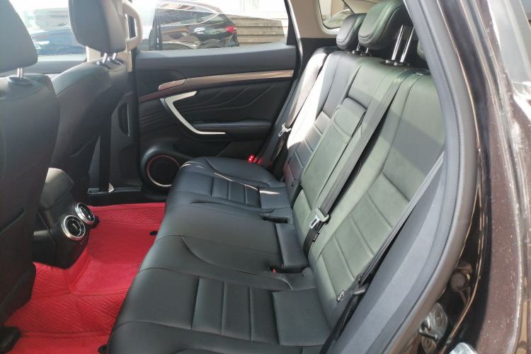 Used Wey VV7 2017 2.0T Ultra-Luxury Version Left Rear Seat