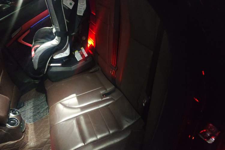Used Wey VV7 2017 2.0T Flagship Model Left Rear Seat