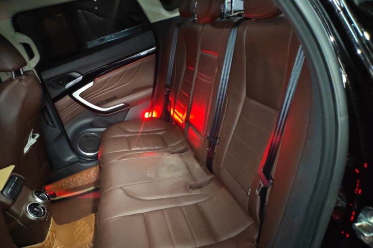Used Wey VV7 2017 2.0T Flagship Model Left Rear Seat