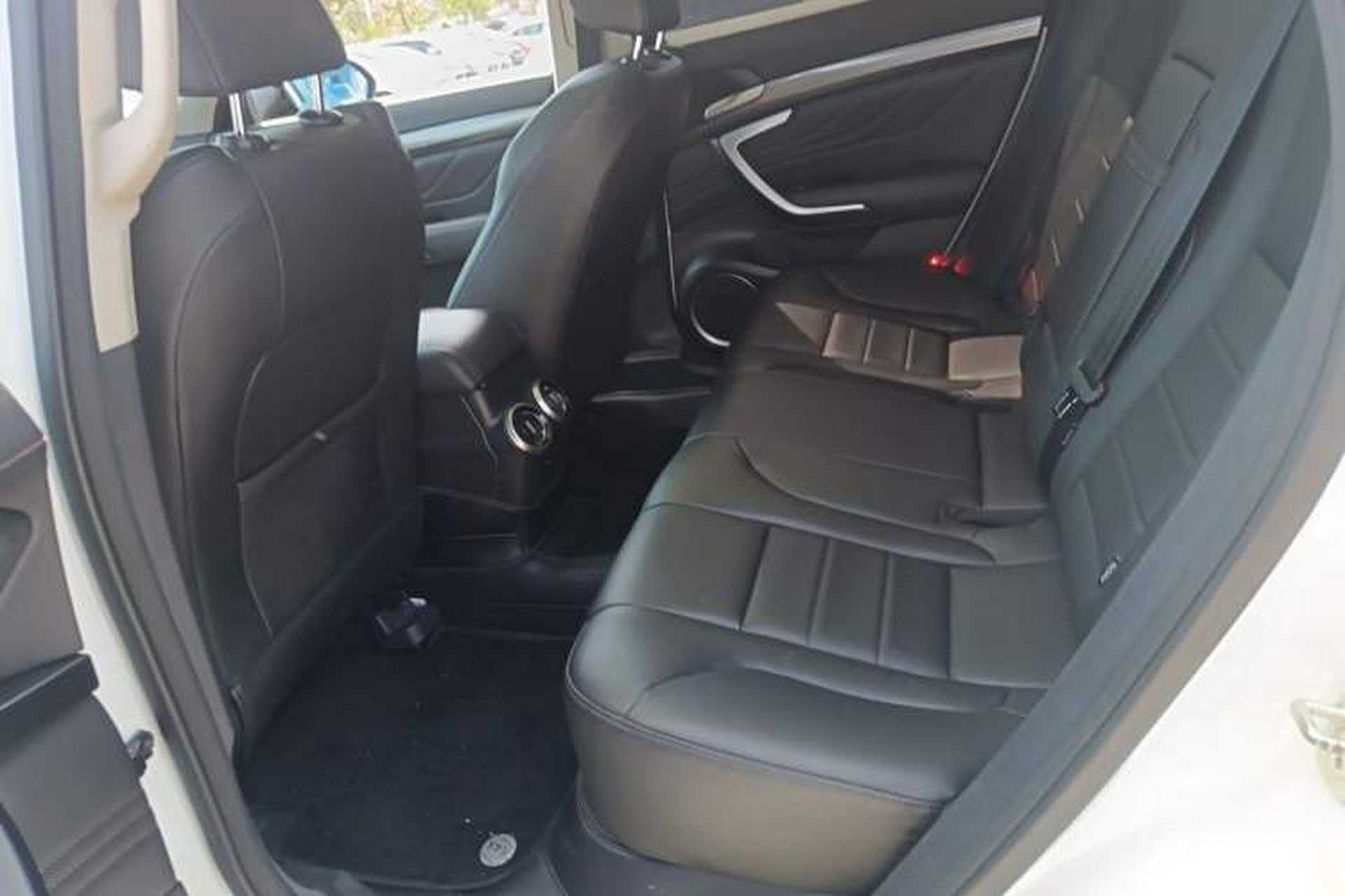 Used Wey VV7 2017 2.0T Luxury Model Left Rear Seat