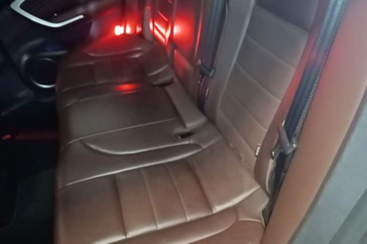 Used Wey VV7 2017 2.0T Flagship Model Left Rear Seat