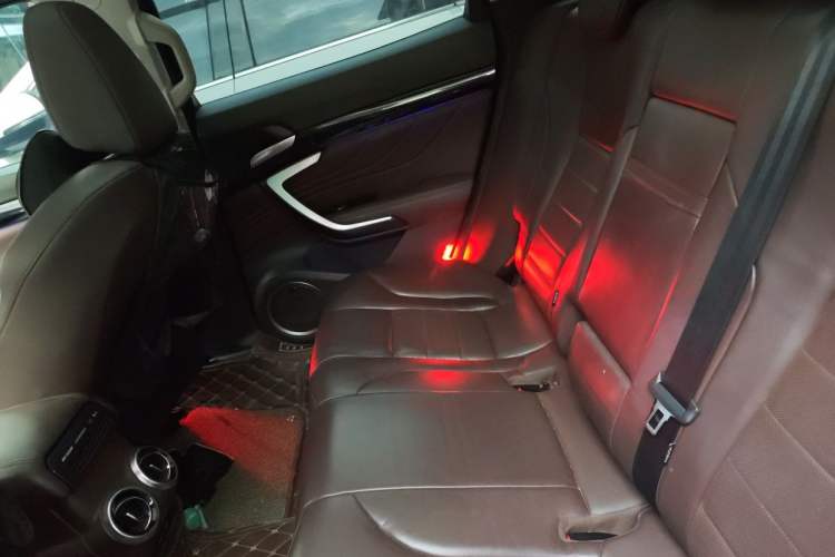 Used Wey VV7 2017 2.0T Flagship Model Left Rear Seat