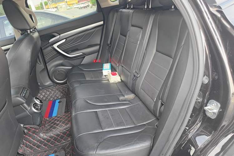 Used Wey VV7 2017 VV7c 2.0T Flagship Model Left Rear Seat