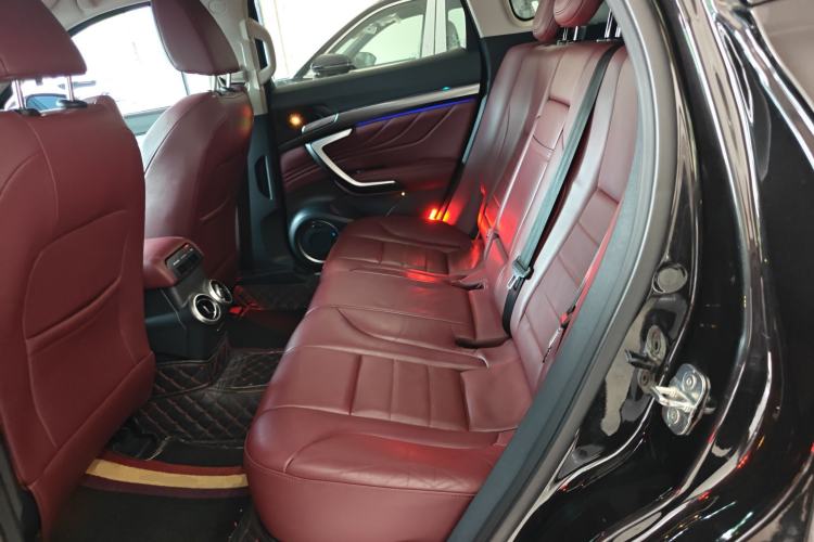 Used Wey VV7 2017 2.0T Flagship Model Left Rear Seat