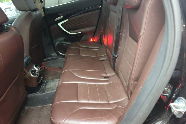 Used Wey VV7 2017 2.0T Flagship Model Left Rear Seat