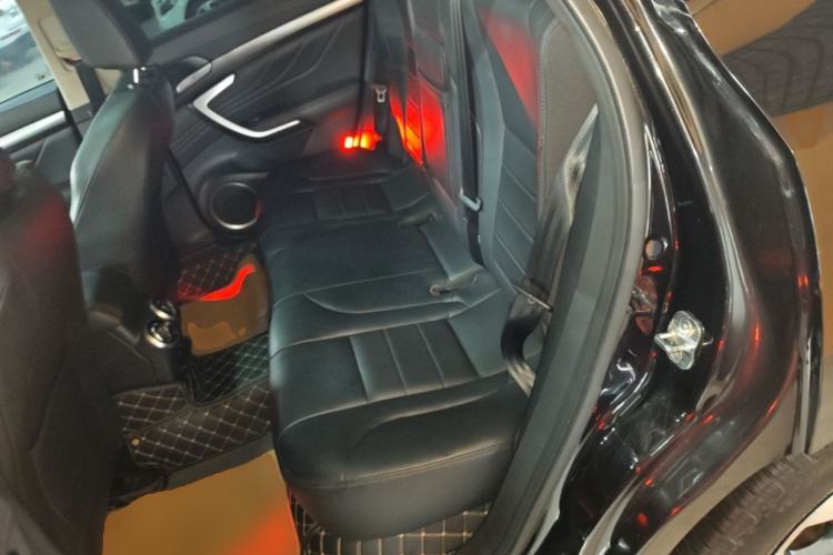 Used Wey VV7 2017 2.0T Luxury Model Left Rear Seat