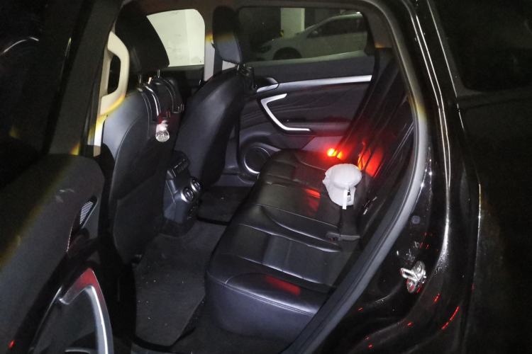 Used Wey VV7 2017 2.0T Flagship Model Left Rear Seat