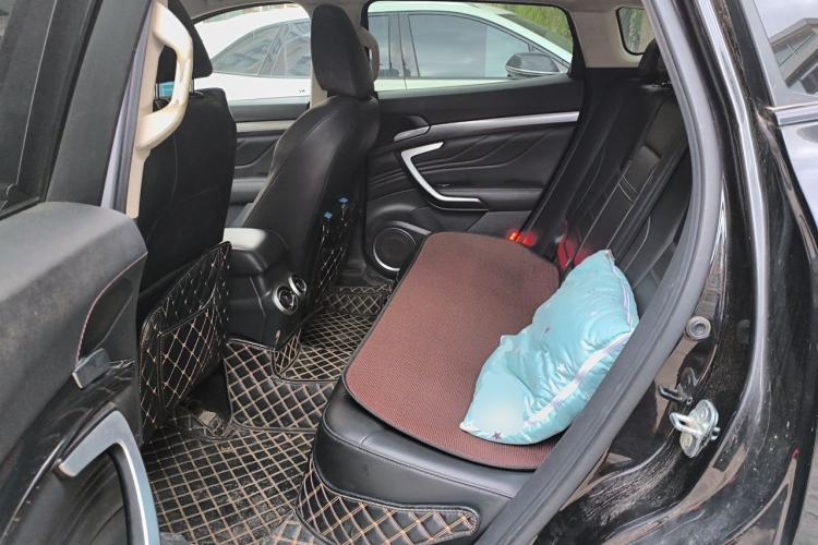 Used Wey VV7 2017 2.0T Ultra-Luxury Version Left Rear Seat