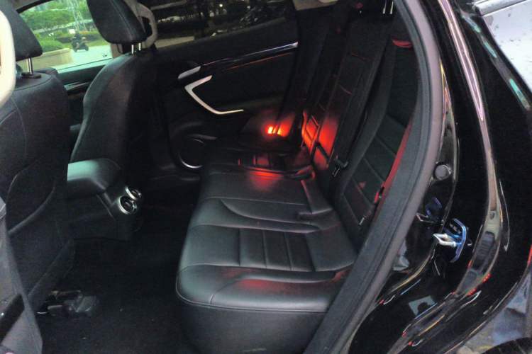 Used Wey VV7 2017 VV7c 2.0T Luxury Model Left Rear Seat