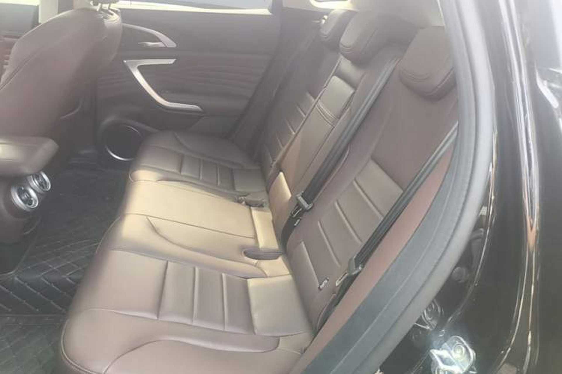 Used Wey VV7 2017 2.0T Ultra-Luxury Version Left Rear Seat