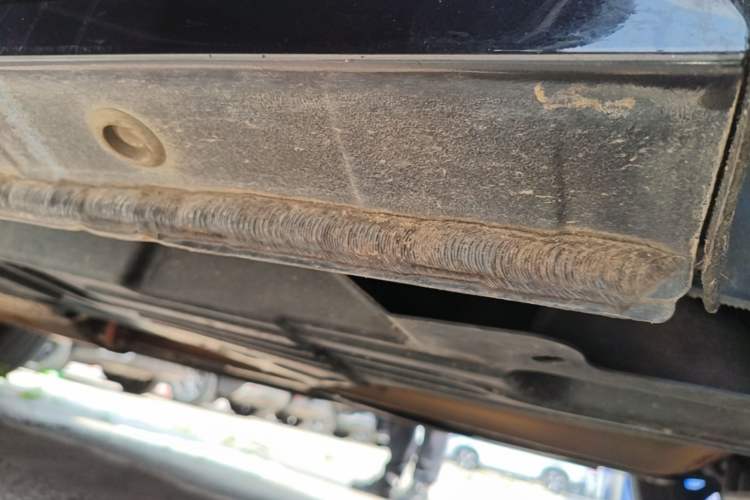 Used Wey VV7 2017 2.0T Flagship Model Left Side Sill