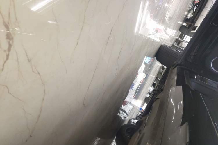 Used Wey VV7 2017 2.0T Ultra-Luxury Version Left Side Sill