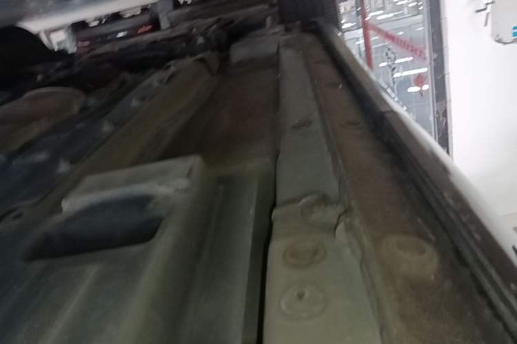 Used Wey VV7 2017 2.0T Flagship Model Left Side Sill