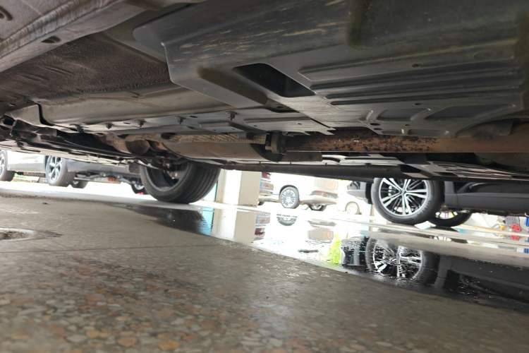 Used Wey VV7 2017 2.0T Flagship Model Left Side Sill
