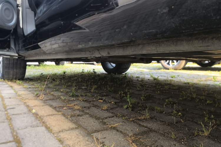 Used Wey VV7 2017 2.0T Ultra-Luxury Version Left Side Sill