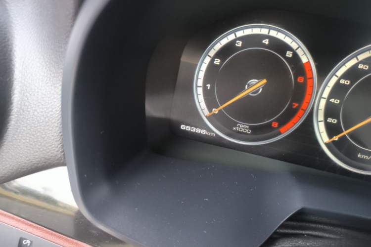 Used Wey VV7 2017 2.0T Ultra-Luxury Version Odometer Close Up