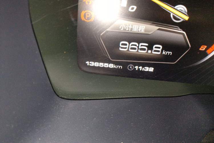 Used Wey VV7 2017 2.0T Ultra-Luxury Version Odometer Close Up