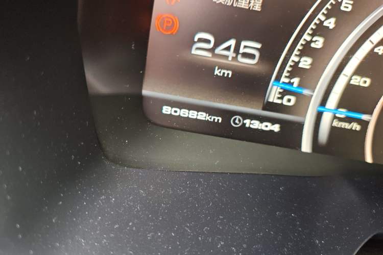 Used Wey VV7 2017 2.0T Flagship Model Odometer Close Up