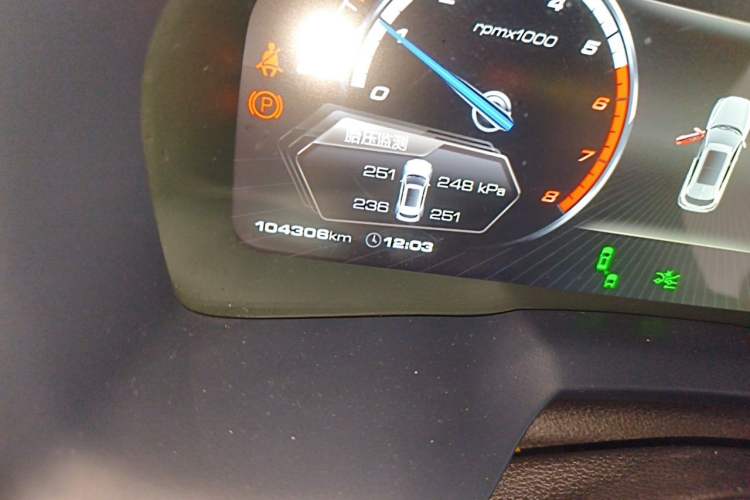 Used Wey VV7 2017 VV7c 2.0T Flagship Model Odometer Close Up